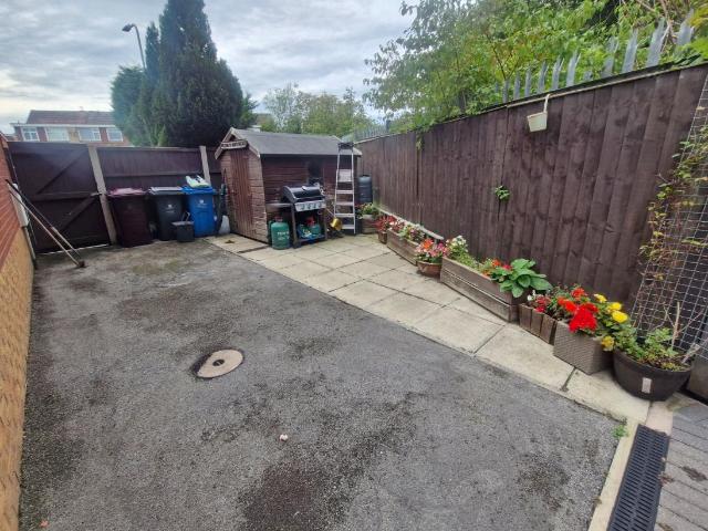 3 bed house for sale