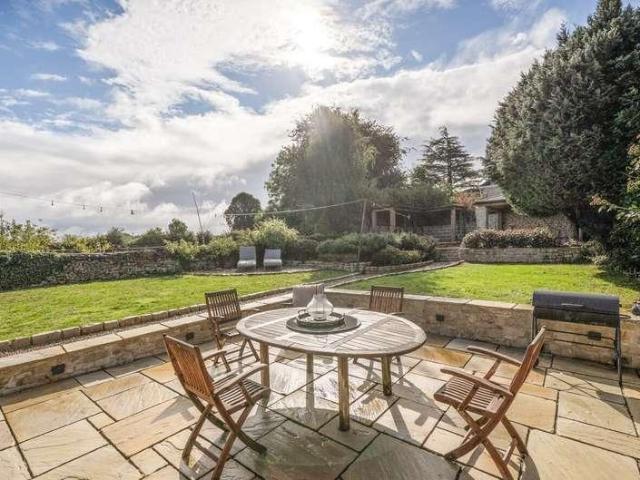 3 bed house for sale