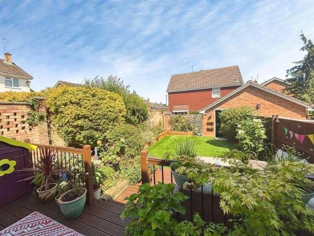 3 bed house for sale