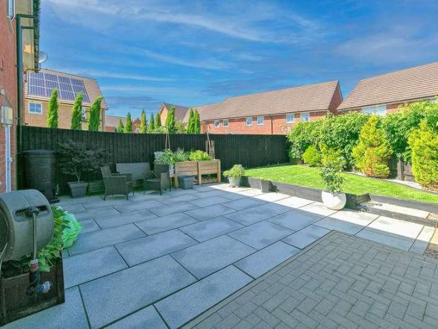 3 bed house for sale