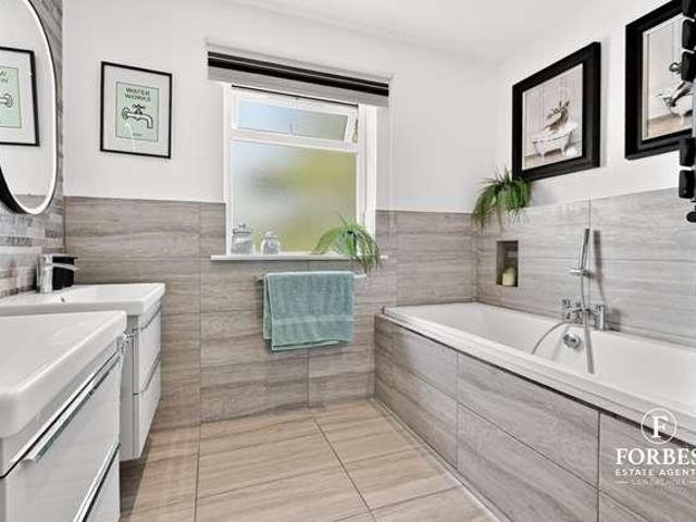 3 bed house for sale