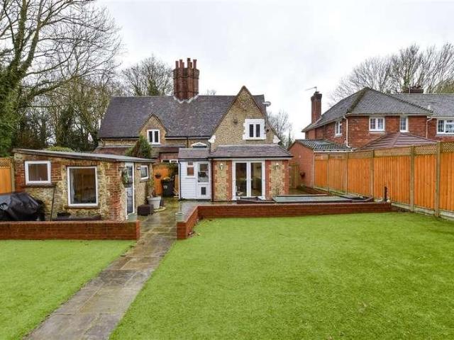 3 bed house for sale