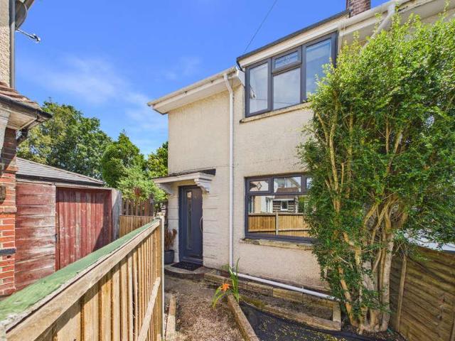 3 bed house for sale