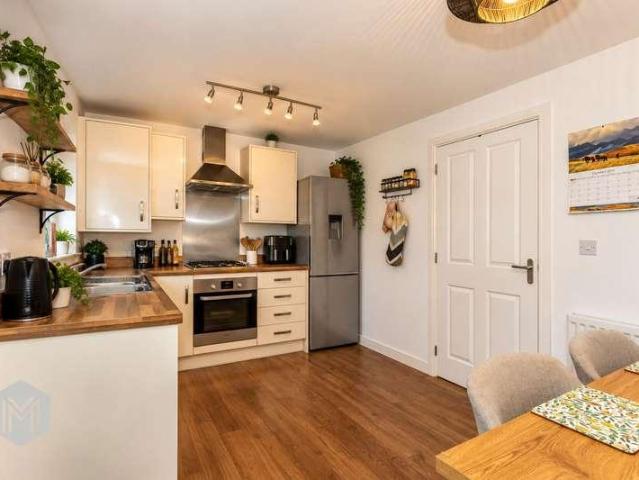 3 bed house for sale