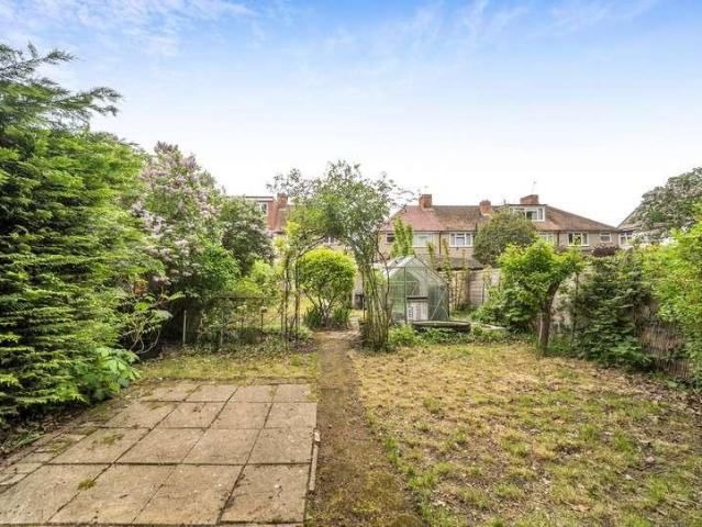 3 bed house for sale