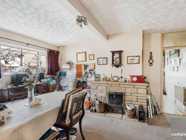 3 bed house for sale
