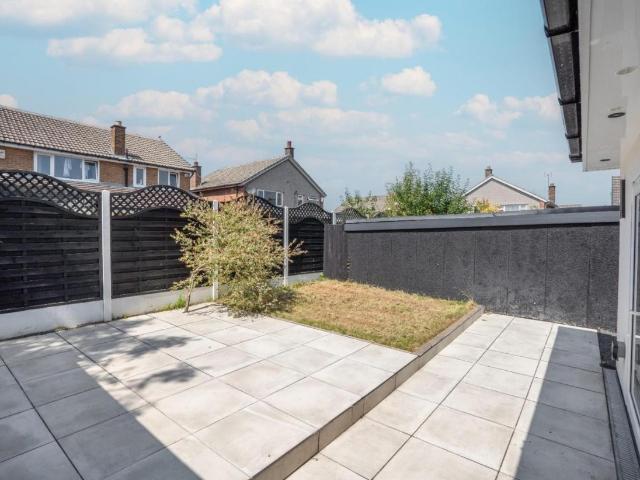 3 bed house for sale