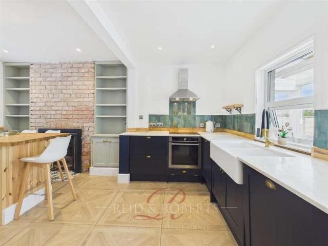 3 bed house for sale