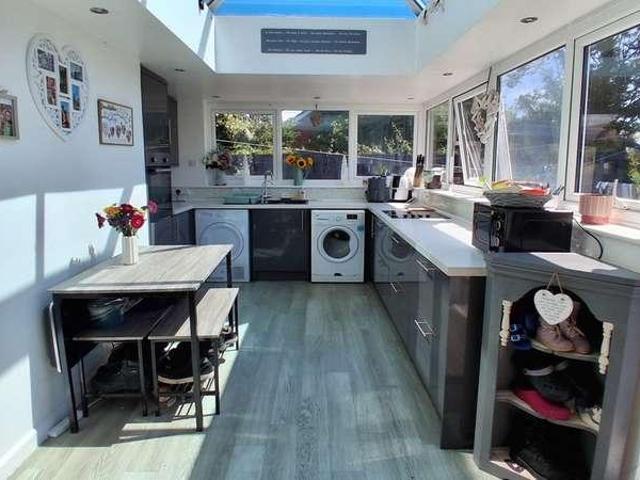 3 bed house for sale