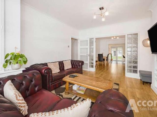 3 bed house for sale