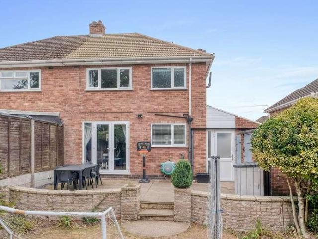 3 bed house for sale