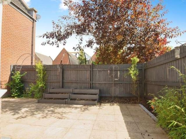 3 bed house for sale