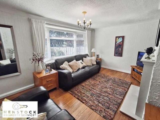 3 bed house for sale
