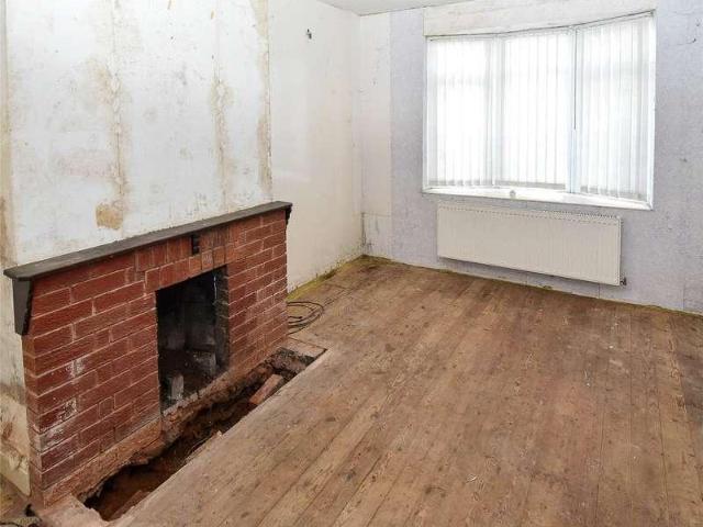 3 bed house for sale