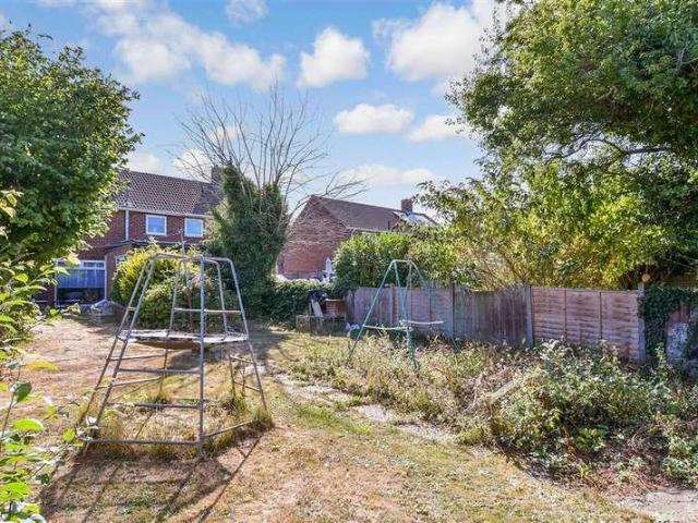 3 bed house for sale