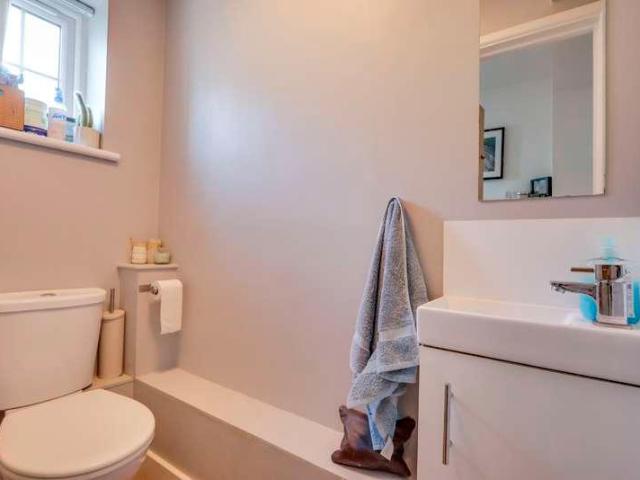 3 bed house for sale
