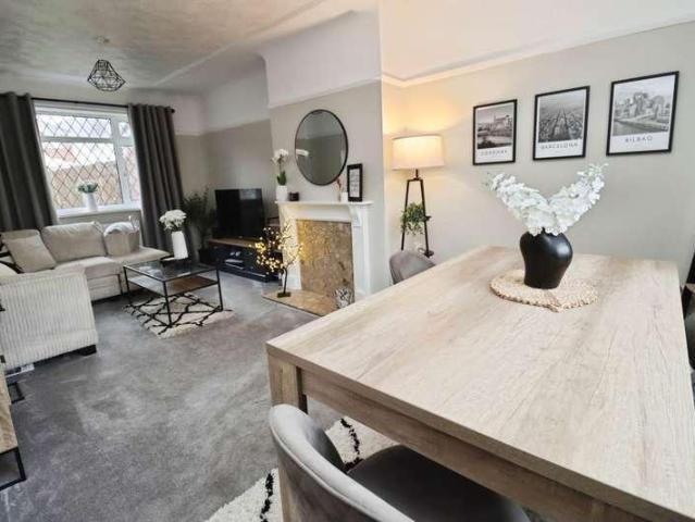 3 bed house for sale