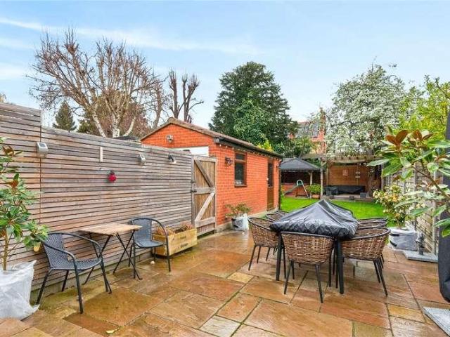 3 bed house for sale