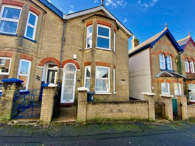 3 bed house for sale