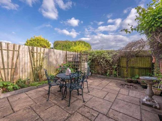 3 bed house for sale