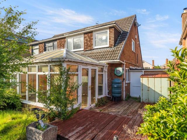 3 bed house for sale