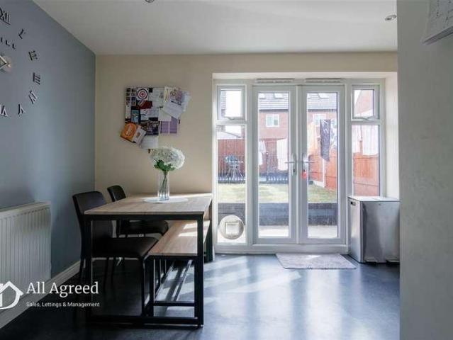 3 bed house for sale