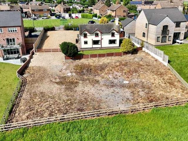 3 bed house for sale