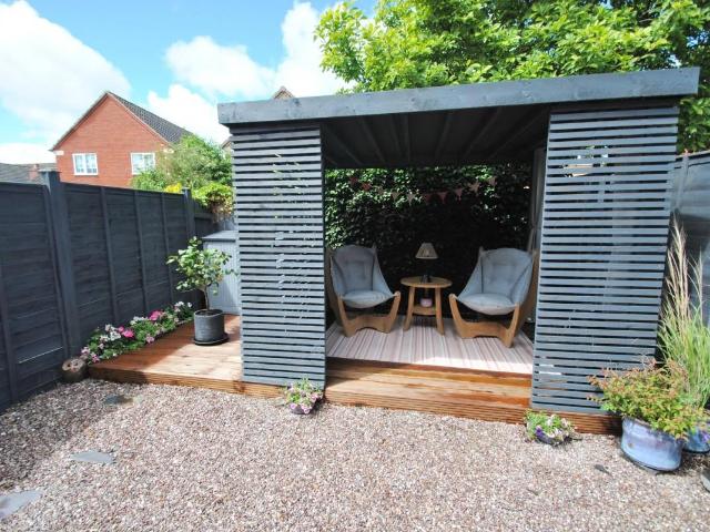 3 bed house for sale
