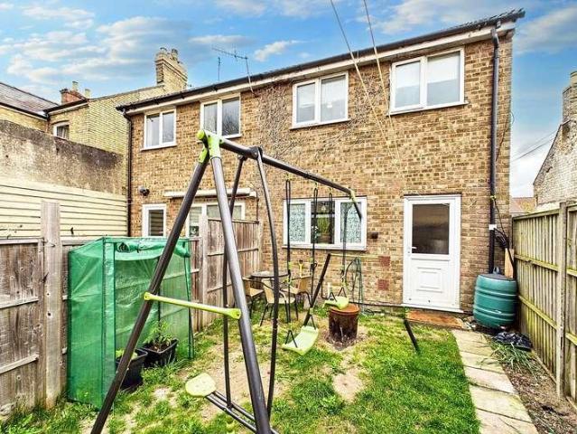 3 bed house for sale