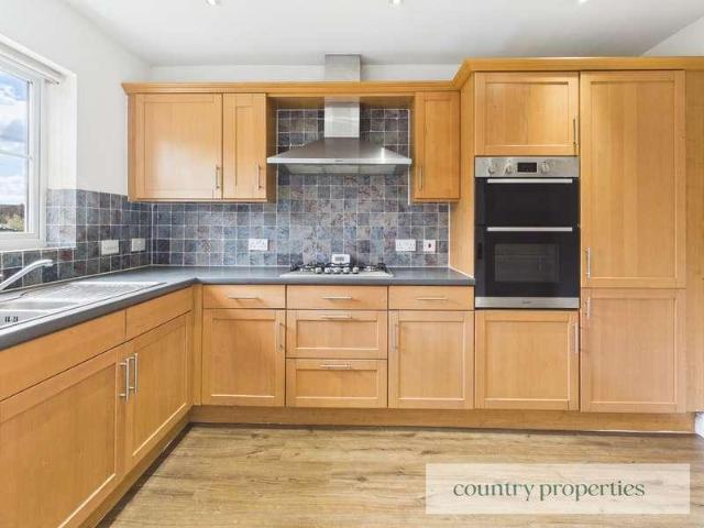 3 bed house for sale