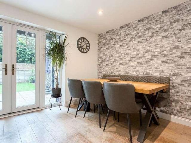3 bed house for sale