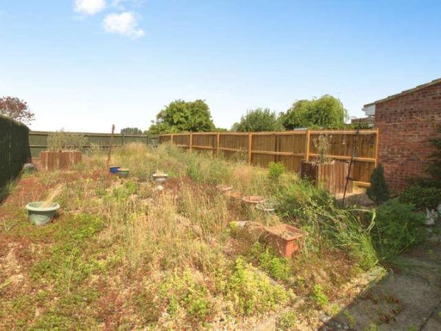 3 bed house for sale