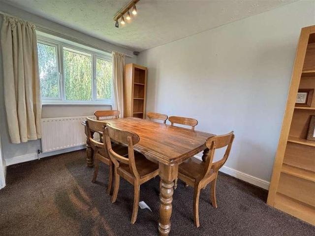 3 bed house for sale