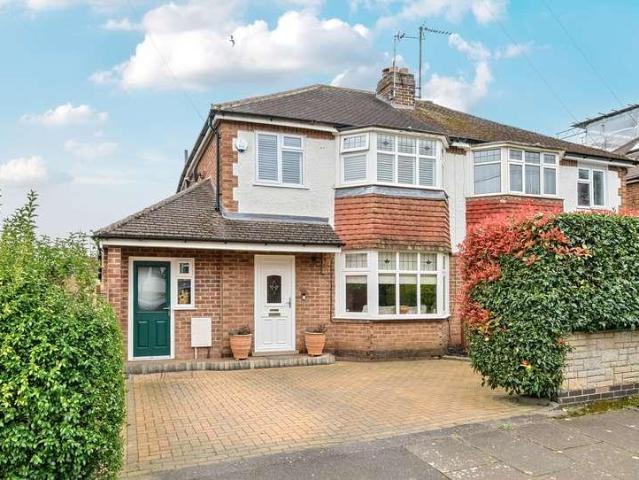 3 bed house for sale