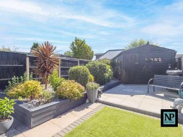 3 bed house for sale