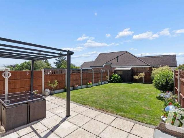 3 bed house for sale