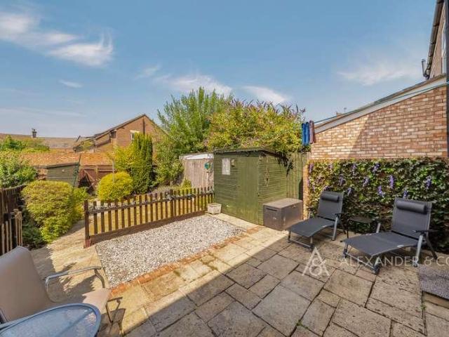 3 bed house for sale