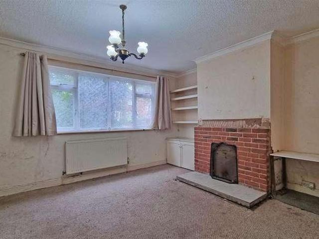 3 bed house for sale