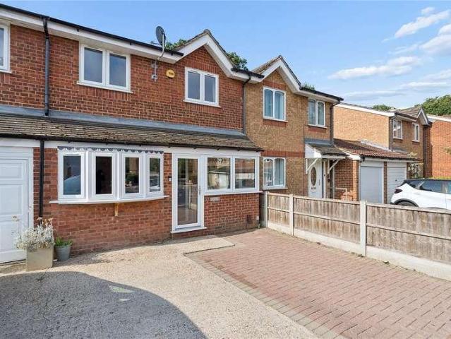 3 bed house for sale