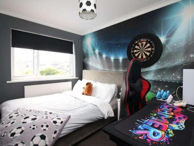 3 bed house for sale