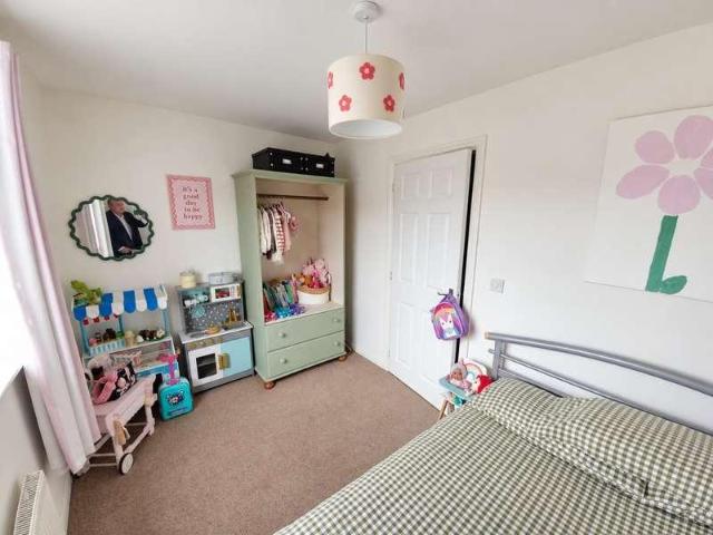 3 bed house for sale