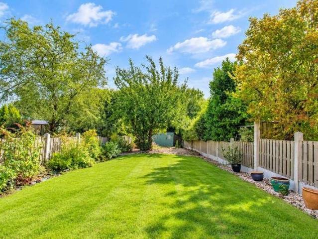 3 bed house for sale