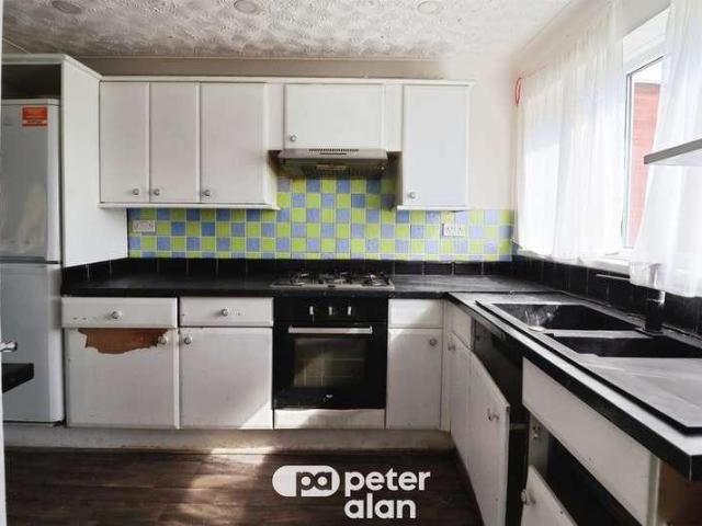 3 bed house for sale