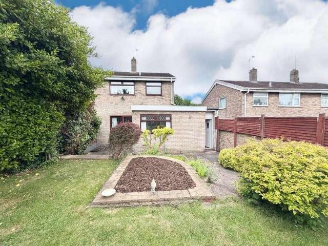 3 bed house for sale