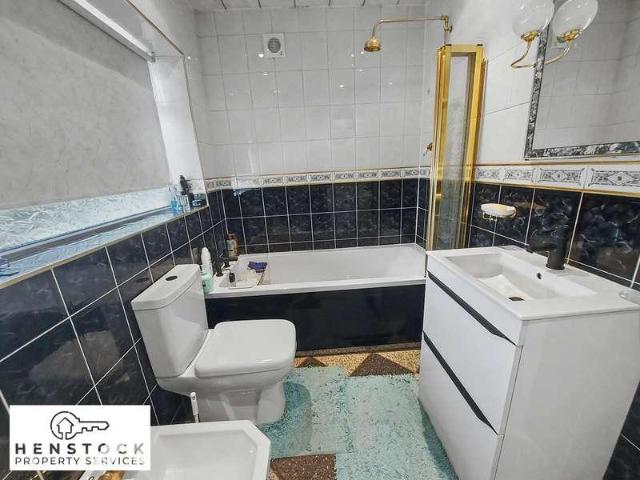 3 bed house for sale
