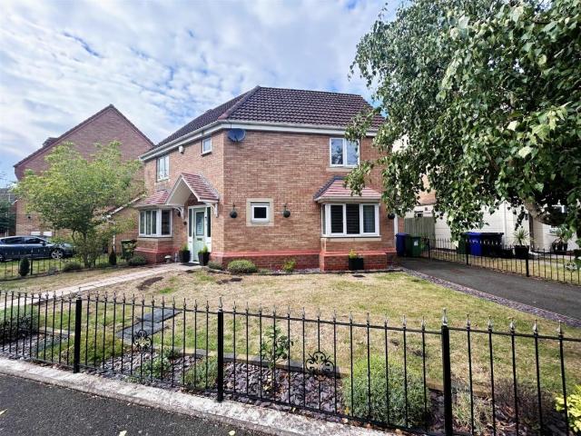 3 bed house for sale