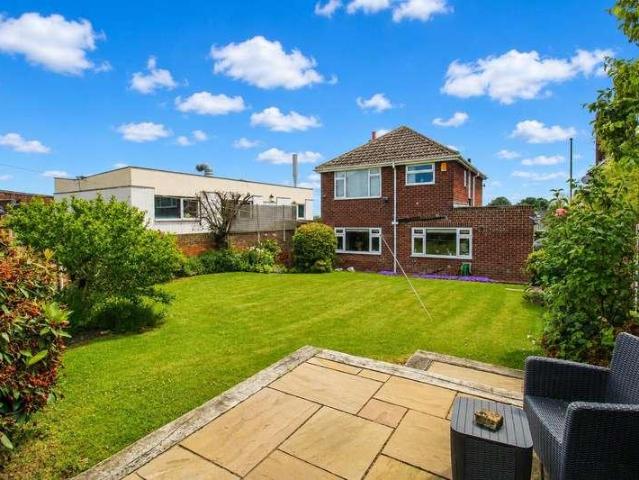 3 bed house for sale