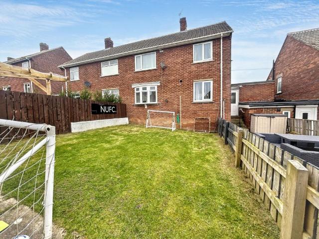 3 bed house for sale