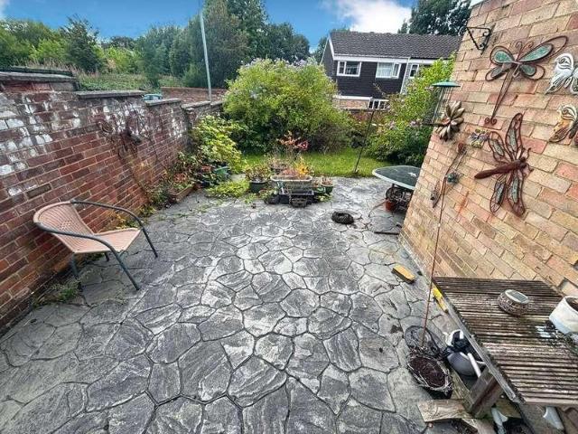 3 bed house for sale