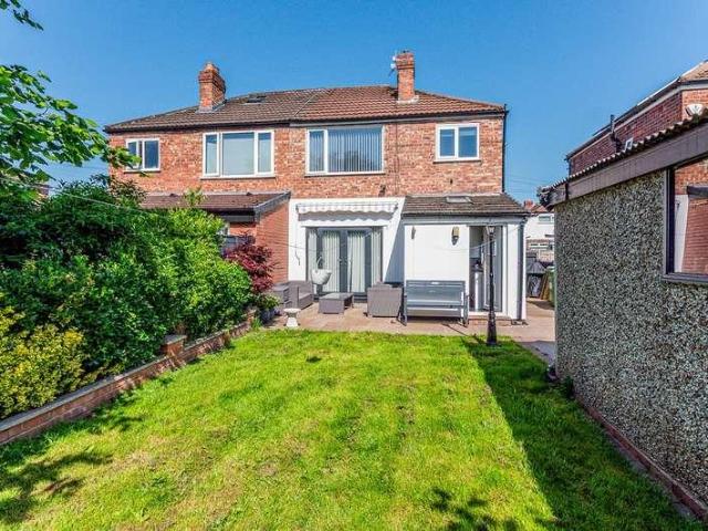 3 bed house for sale
